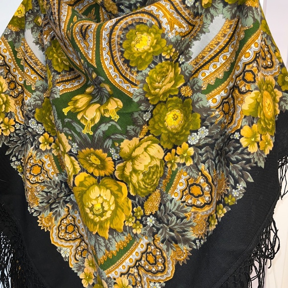 Traditional shawl in green and yellow flowers on black, 57 in/145 cm square. - Picture 11 of 13
